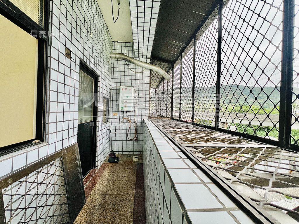 【貴和捷運】電梯六樓房屋室內格局與周邊環境