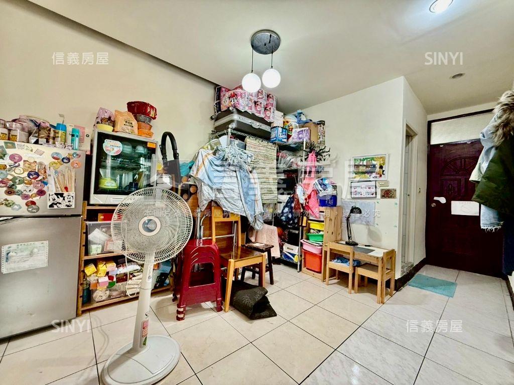 三興全聯旁邊間美寓房屋室內格局與周邊環境