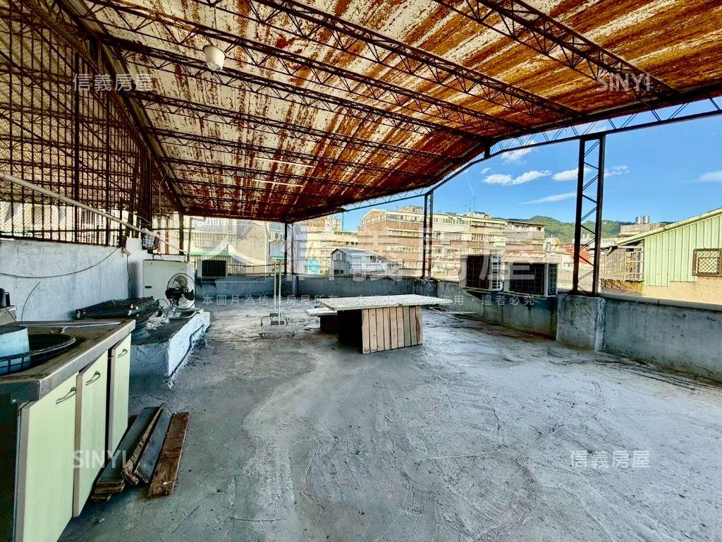 三興全聯旁邊間美寓房屋室內格局與周邊環境