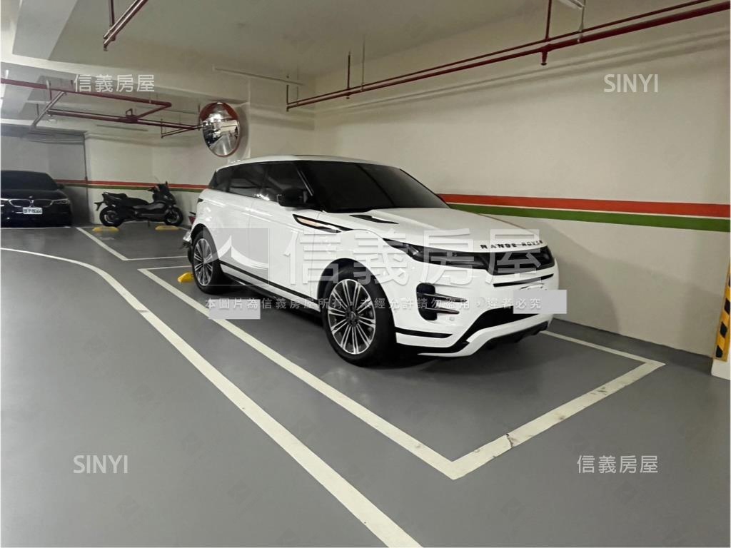 逸居裝潢三房車位房屋室內格局與周邊環境