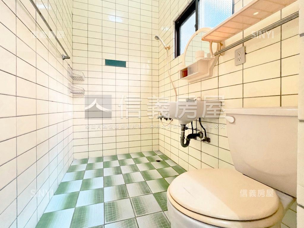 首選逢甲透天住商店面房屋室內格局與周邊環境