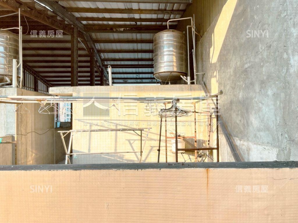 首選逢甲透天住商店面房屋室內格局與周邊環境
