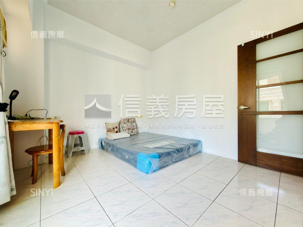 近安平國小｜優質三房車位房屋室內格局與周邊環境