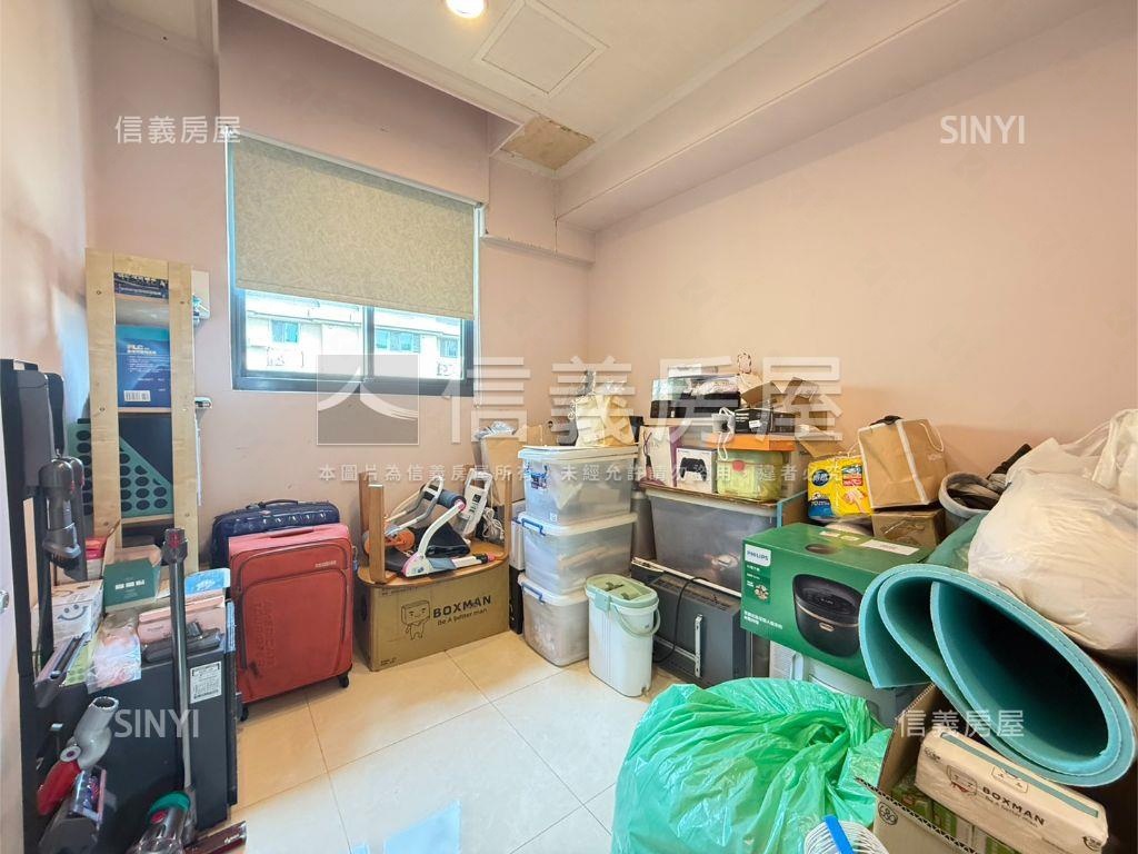 ＧＯＬＦ次頂大四房雙車位房屋室內格局與周邊環境