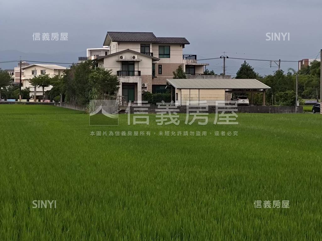 新七賢段黃金１６００坪房屋室內格局與周邊環境