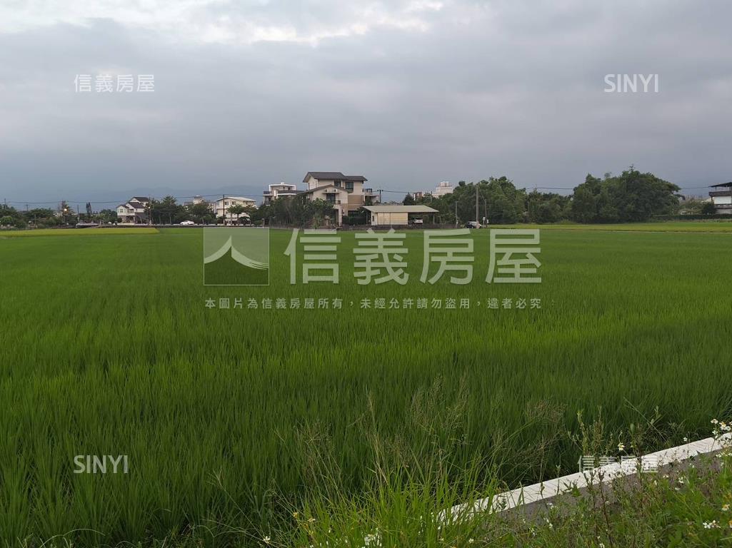 新七賢段黃金１６００坪房屋室內格局與周邊環境