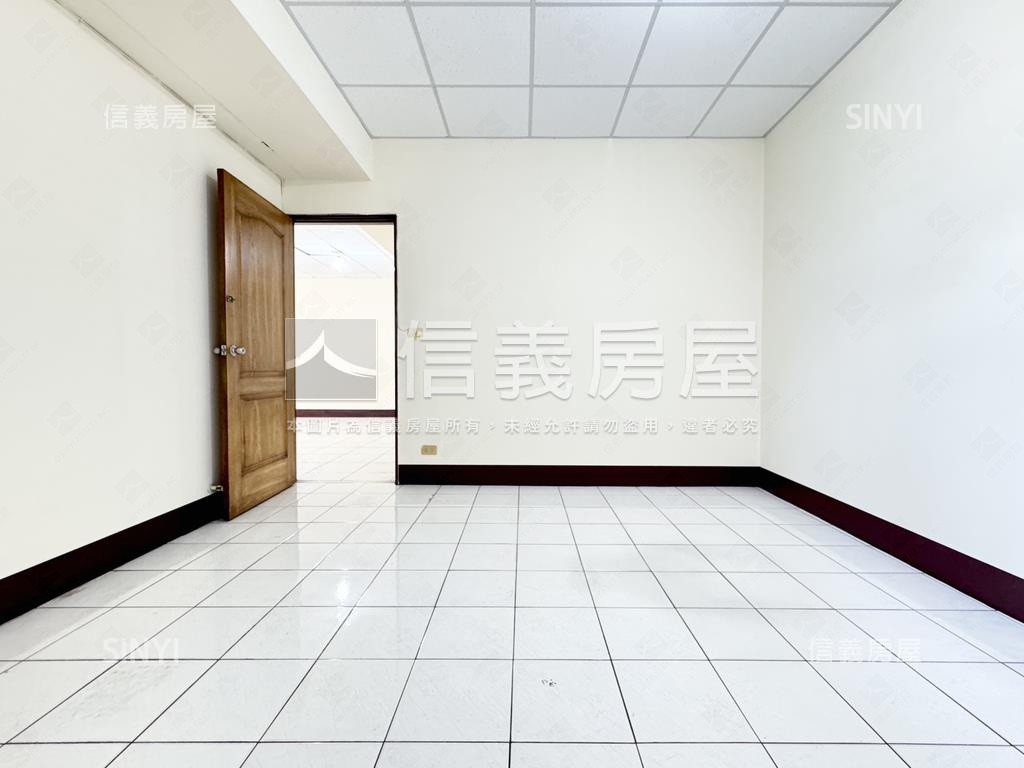 近中華路寬敞三房平車房屋室內格局與周邊環境
