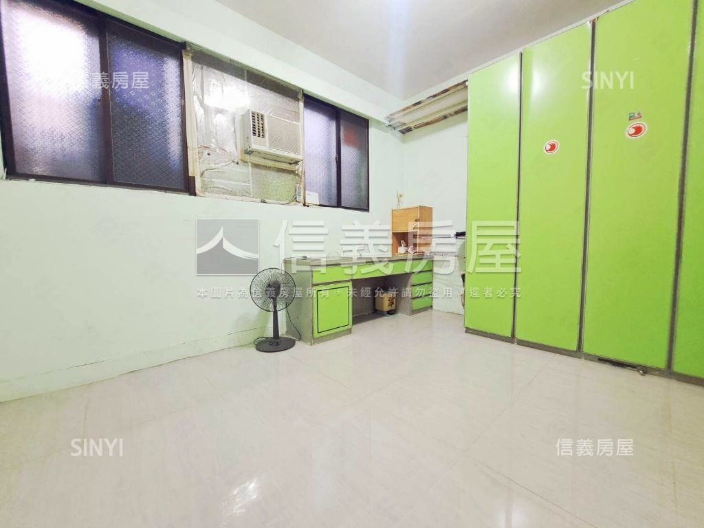 重安街方正明亮三樓房屋室內格局與周邊環境