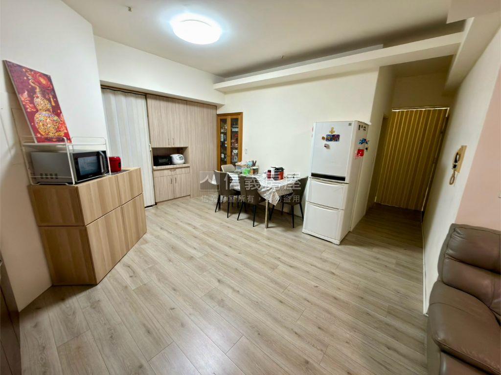 觀天下大４房鋼骨高樓層房屋室內格局與周邊環境