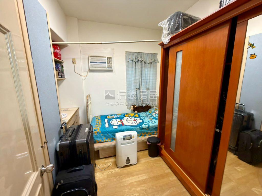 觀天下大４房鋼骨高樓層房屋室內格局與周邊環境