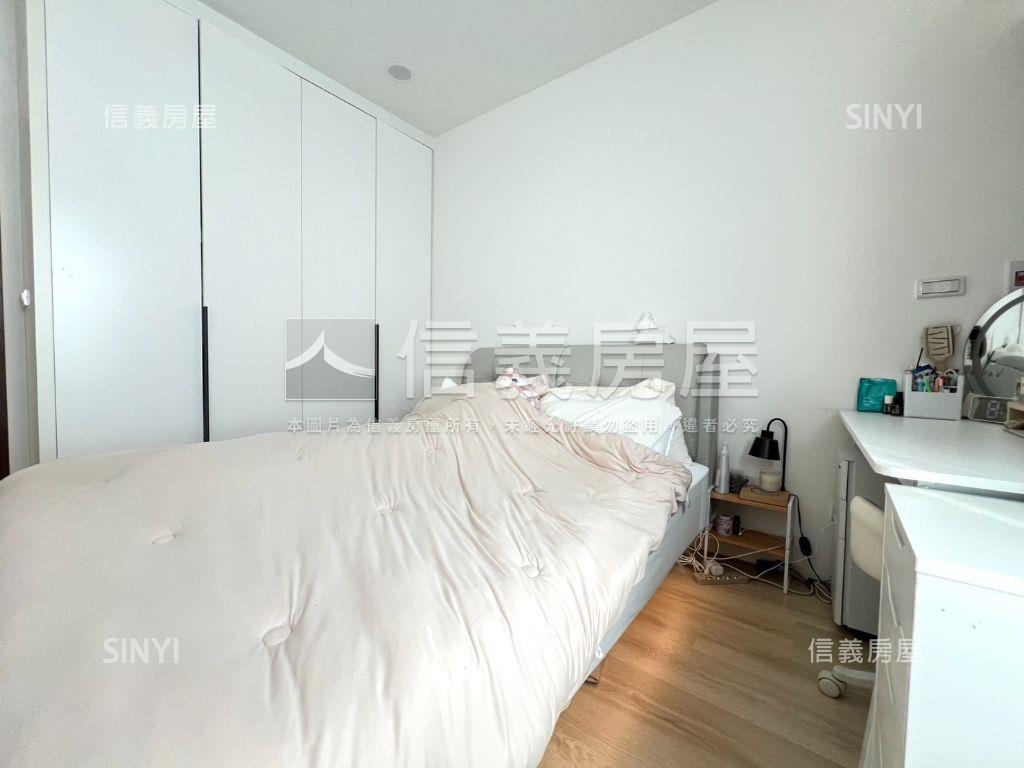 寓上逢甲三面採光兩房車位房屋室內格局與周邊環境