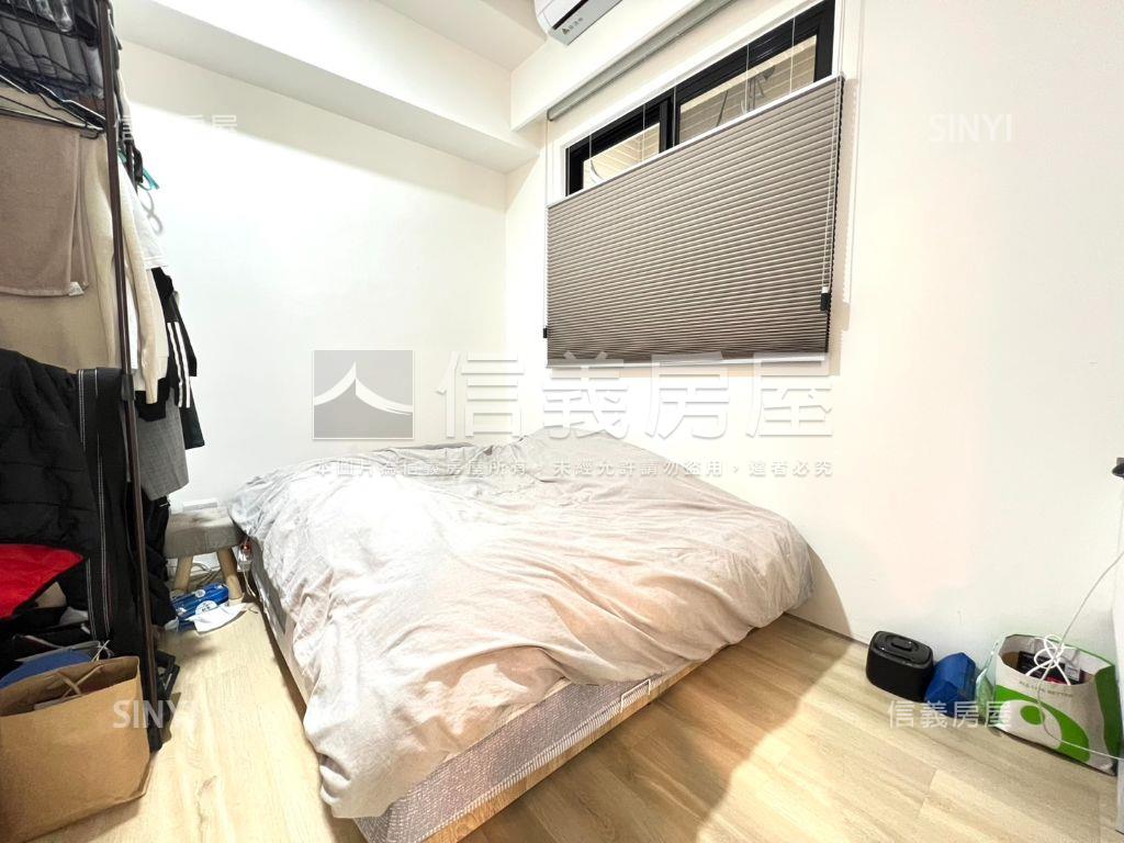 寓上逢甲三面採光兩房車位房屋室內格局與周邊環境
