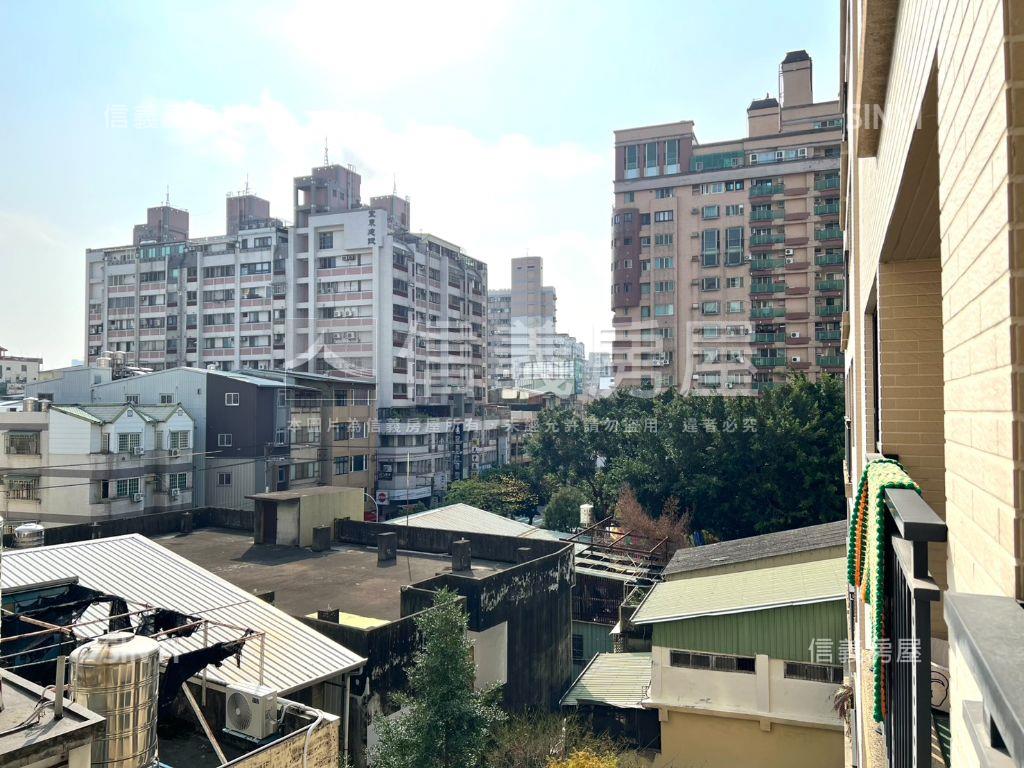 寓上逢甲三面採光兩房車位房屋室內格局與周邊環境