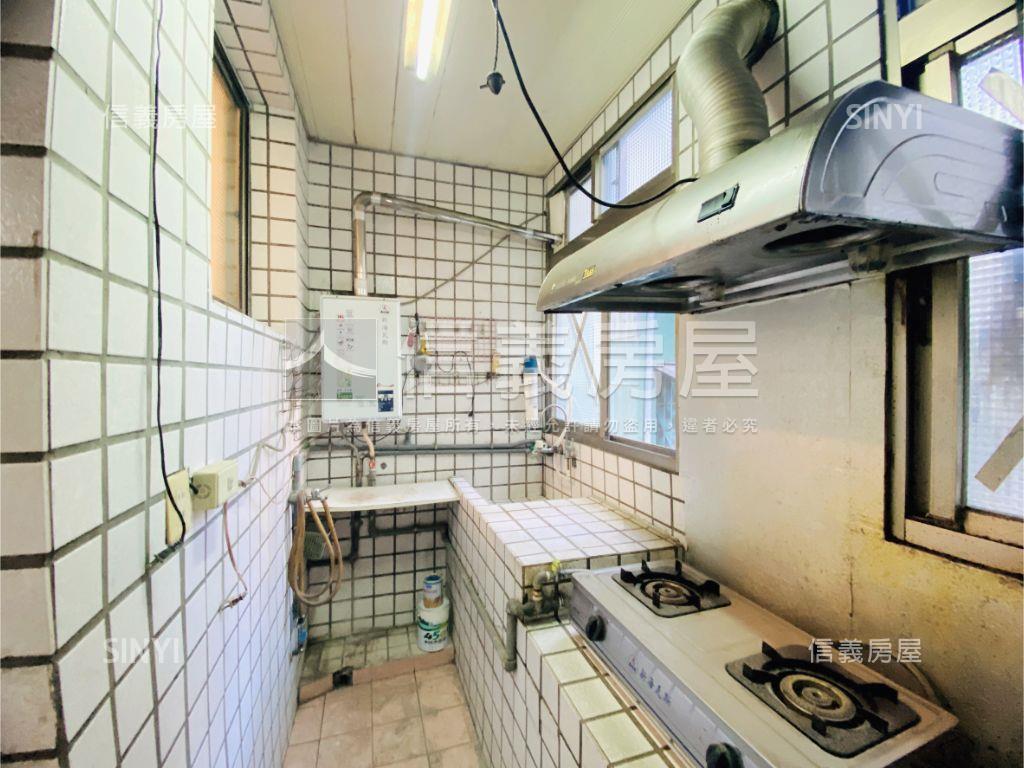 永福街採光通風美寓房屋室內格局與周邊環境