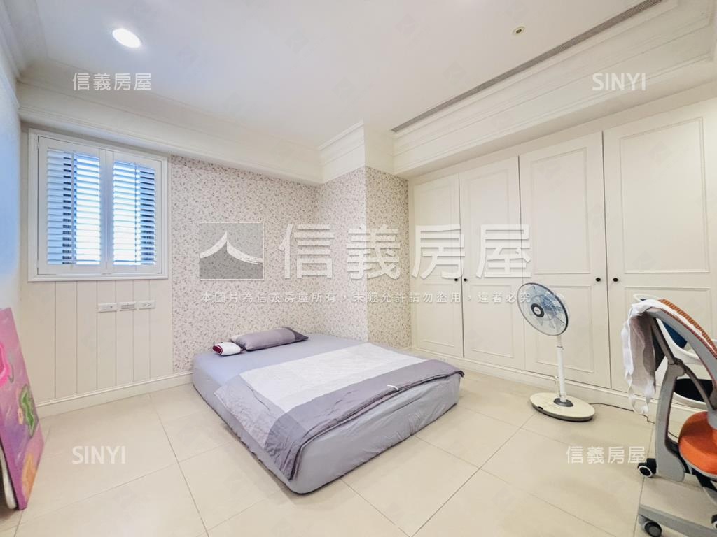 文化中心帝國王座精裝豪邸房屋室內格局與周邊環境