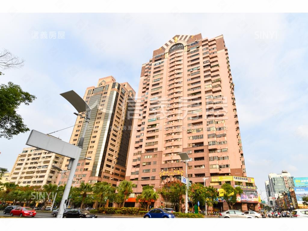 輝皇時代溫馨四房平車房屋室內格局與周邊環境