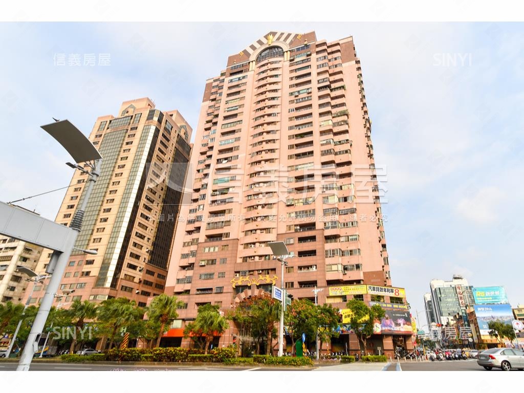 輝皇時代溫馨四房平車房屋室內格局與周邊環境