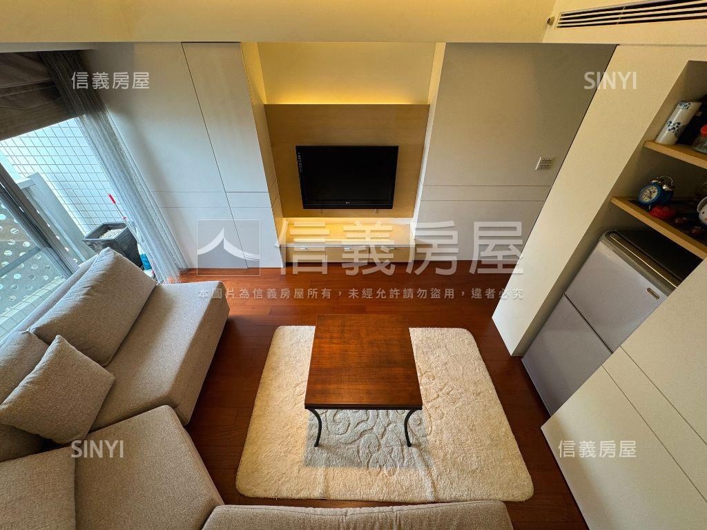 專任柳川河畔美麗渡假套房房屋室內格局與周邊環境