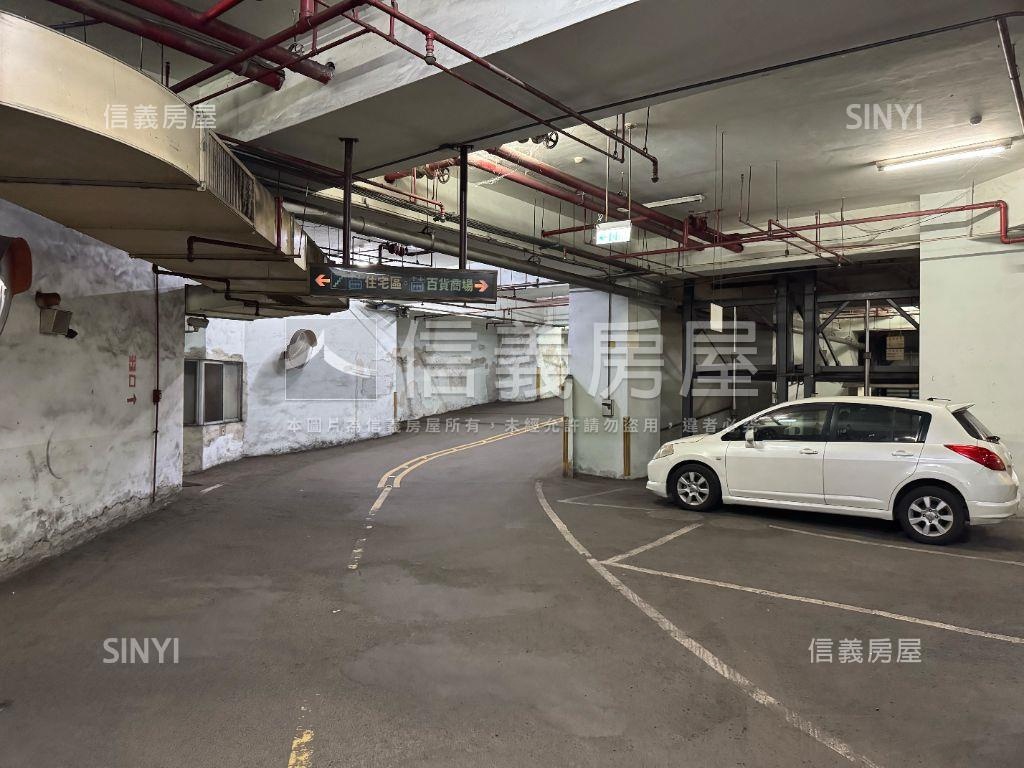 專任柳川河畔美麗渡假套房房屋室內格局與周邊環境