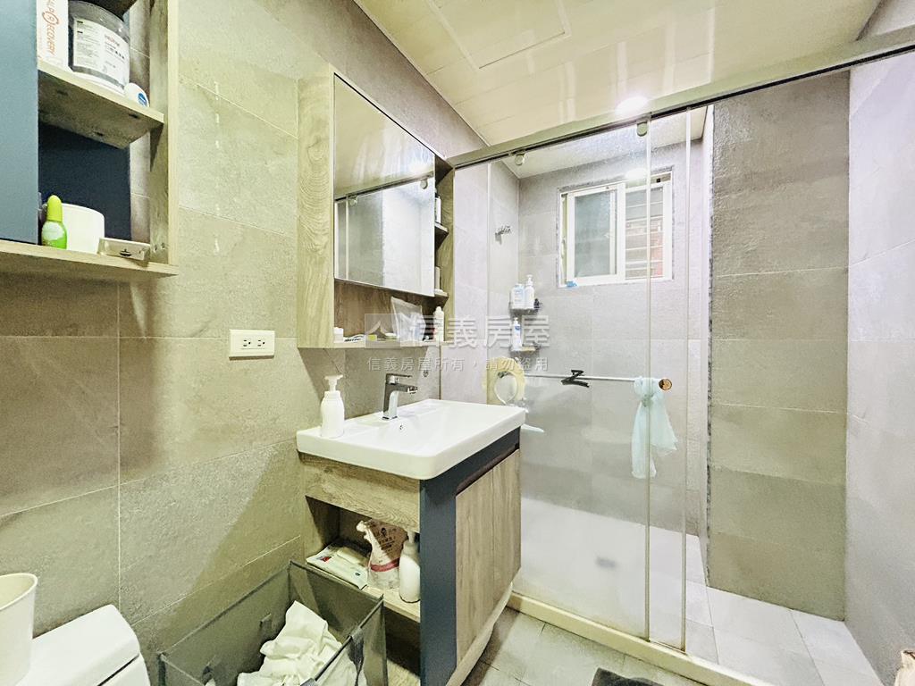 真愛密碼電梯美屋房屋室內格局與周邊環境