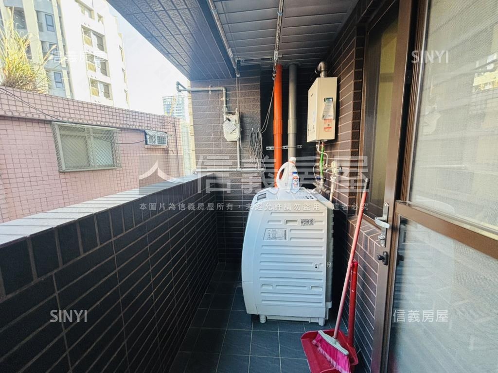 漢寶邊間三房加雙車位房屋室內格局與周邊環境