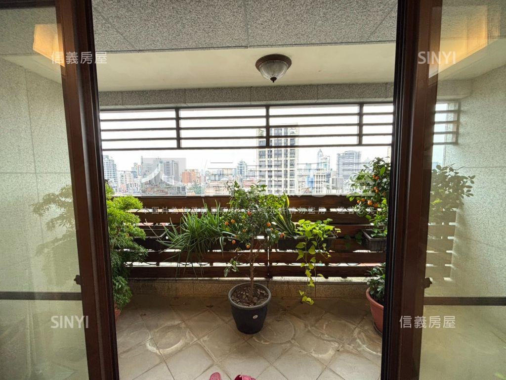 臨沂帝國忠孝新生凌空巨擘房屋室內格局與周邊環境