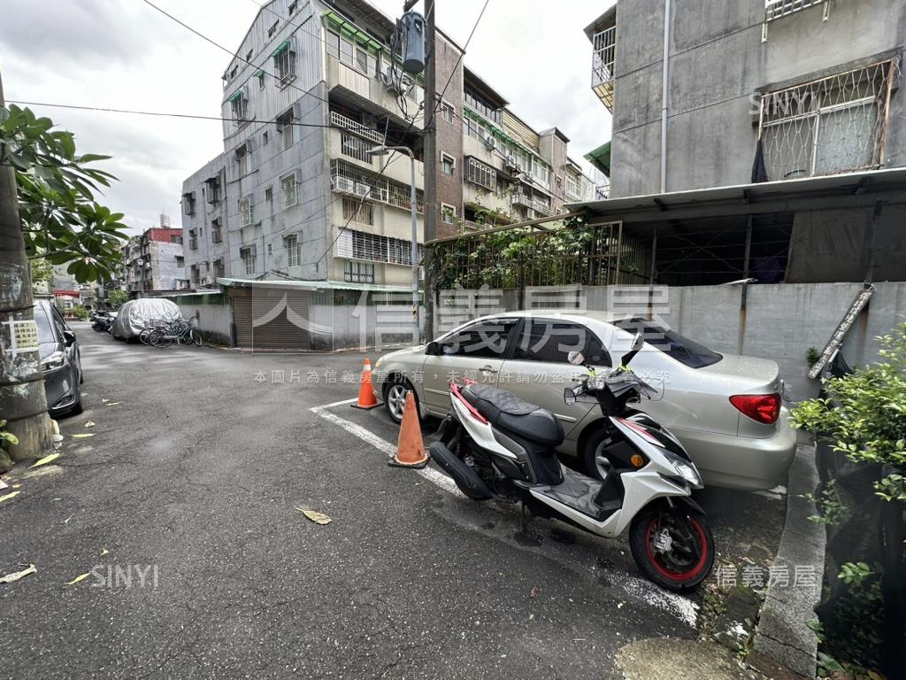 專任石牌空地房屋室內格局與周邊環境