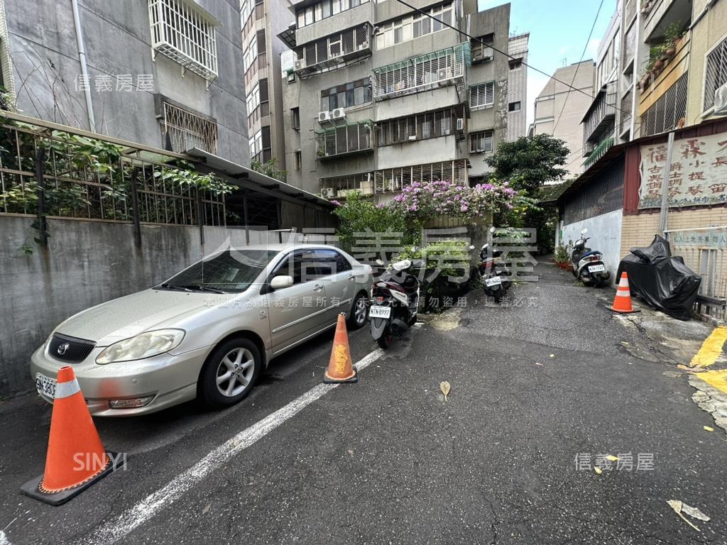 專任石牌空地房屋室內格局與周邊環境