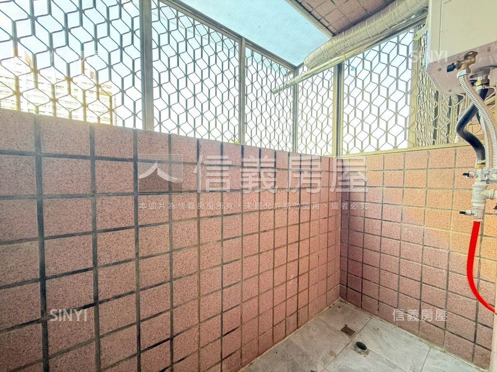 北屯稀有五房平車釋出房屋室內格局與周邊環境