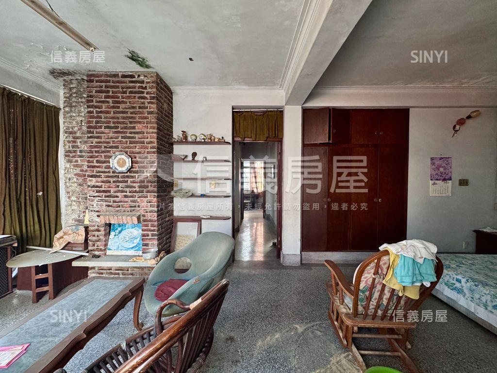 約８５地坪煙囪美軍眷舍房屋室內格局與周邊環境