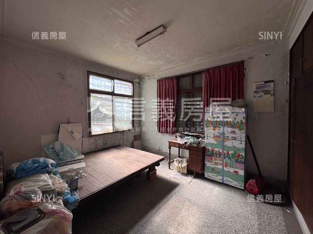 約８５地坪煙囪美軍眷舍房屋室內格局與周邊環境