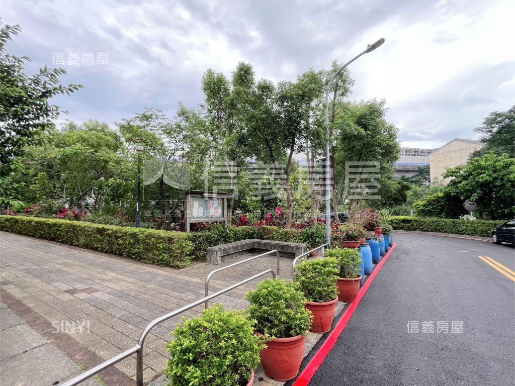 民生社區透天稀有釋出房屋室內格局與周邊環境
