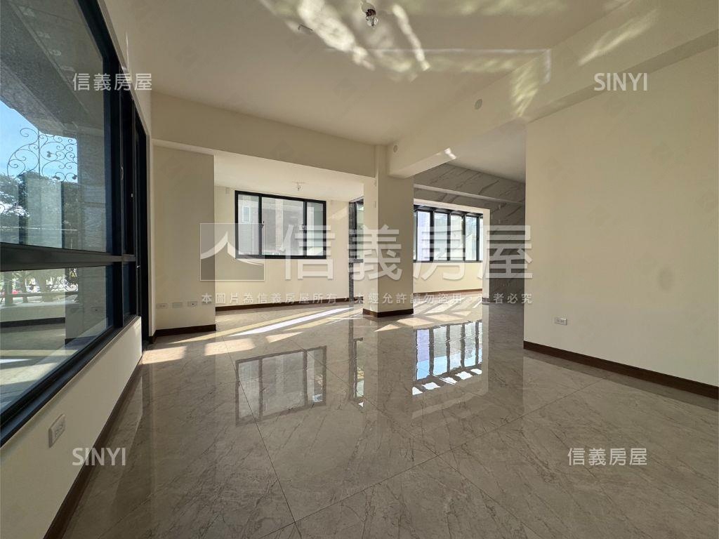 金角間百坪企業總部房屋室內格局與周邊環境