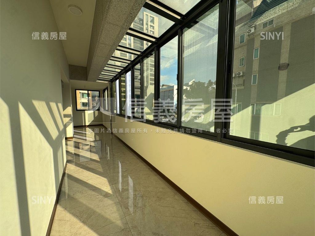 金角間百坪企業總部房屋室內格局與周邊環境