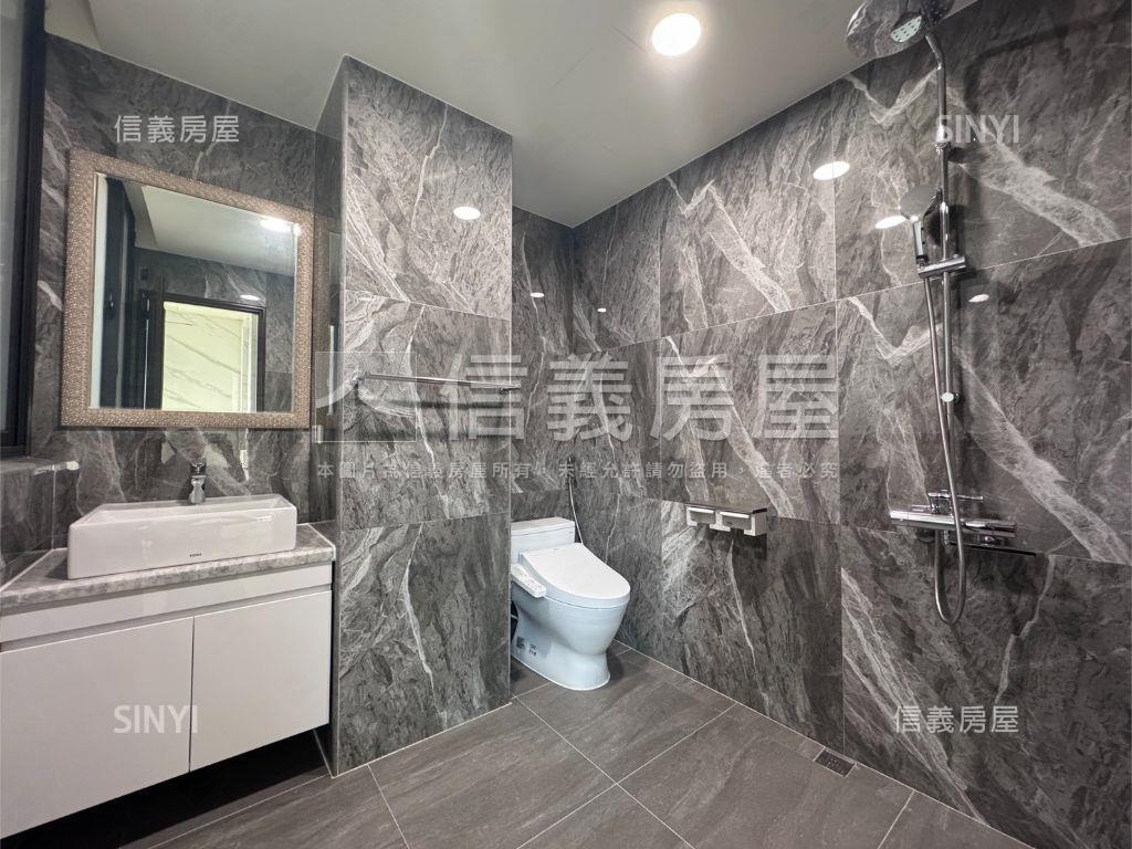 金角間百坪企業總部房屋室內格局與周邊環境