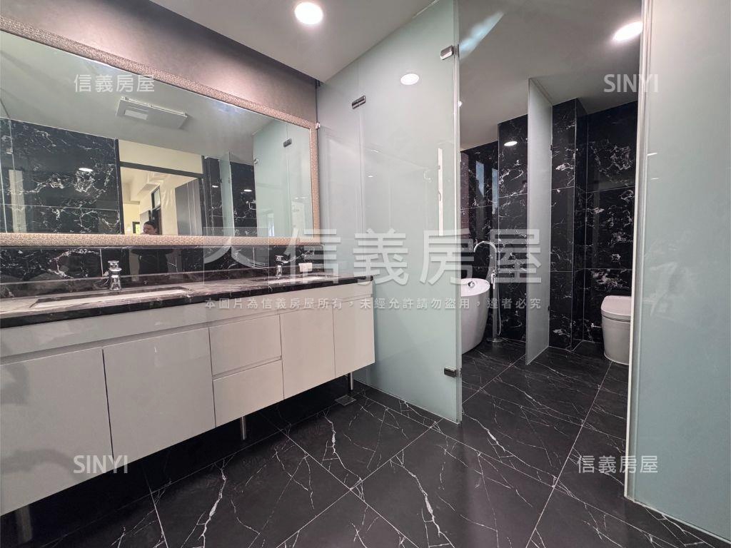 金角間百坪企業總部房屋室內格局與周邊環境