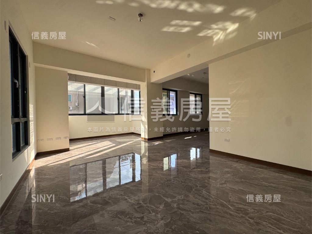 金角間百坪企業總部房屋室內格局與周邊環境