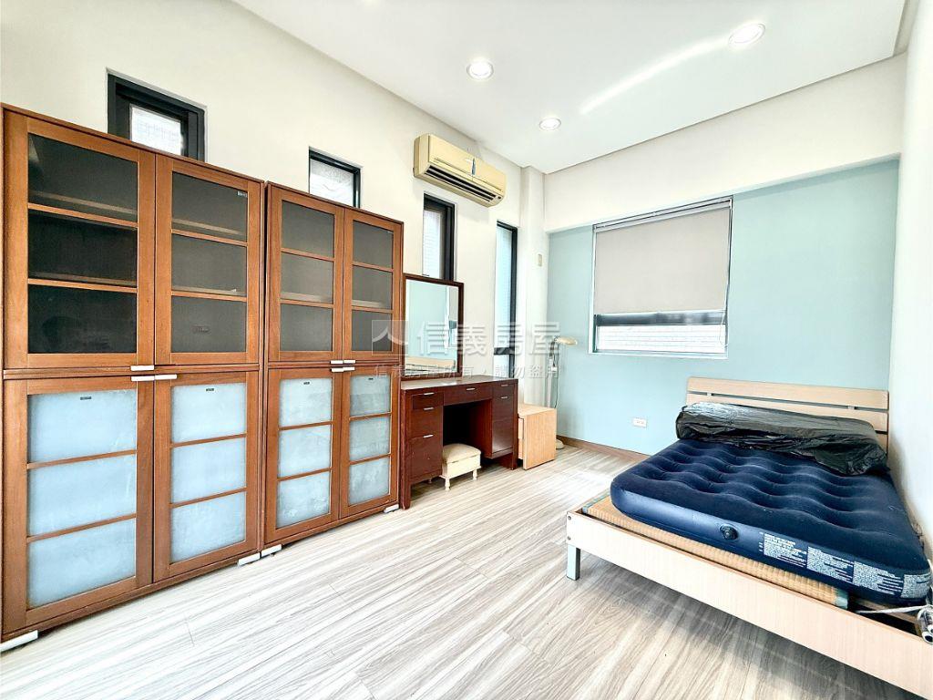七期高質感大面寬雙拼別墅房屋室內格局與周邊環境