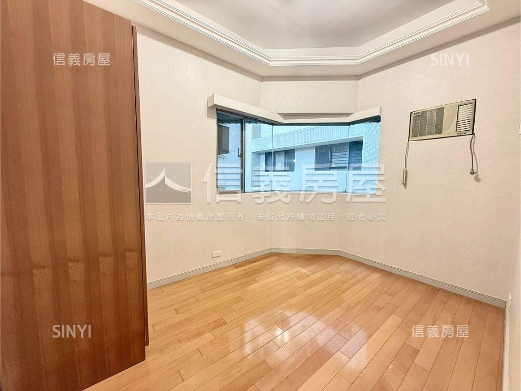 台北市精華大３房＋車位房屋室內格局與周邊環境