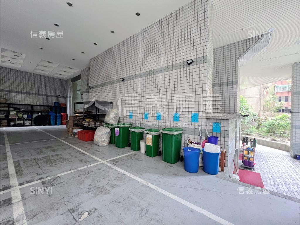 台北市精華大３房＋車位房屋室內格局與周邊環境