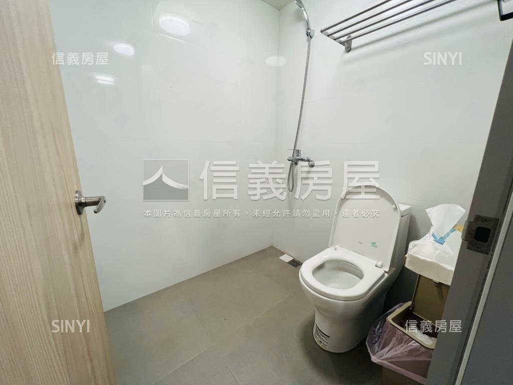 專任！大稻埕邊間美妝２樓房屋室內格局與周邊環境
