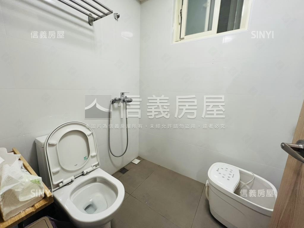 專任！大稻埕邊間美妝２樓房屋室內格局與周邊環境