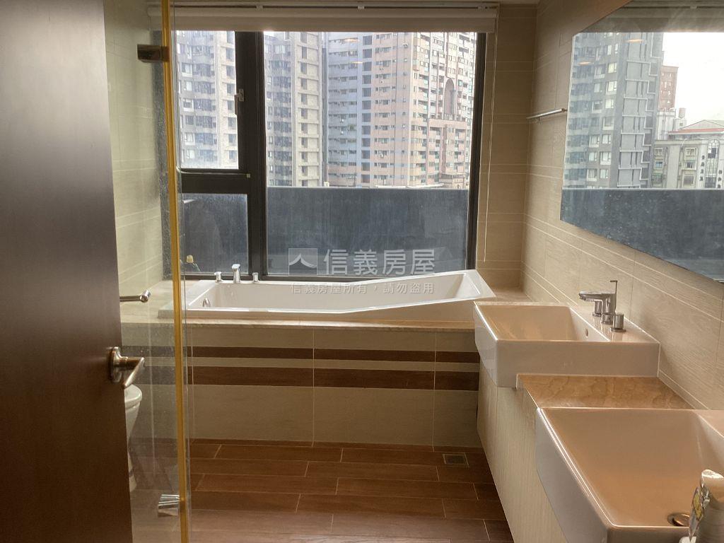 綠園道昌傑朗朗稀有釋出房屋室內格局與周邊環境