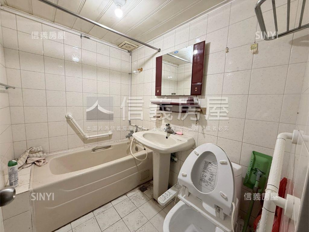 和興黃金三樓三房朝北房屋室內格局與周邊環境