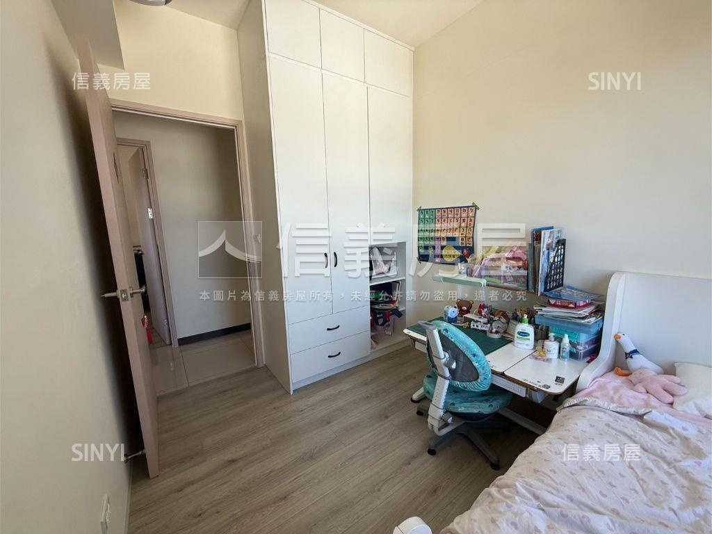 久樘社區四房稀有釋出！房屋室內格局與周邊環境