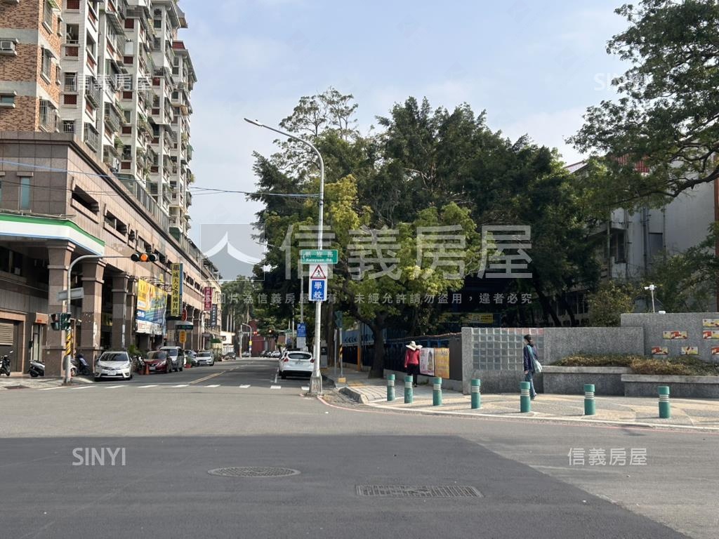 衛武營藝境透店房屋室內格局與周邊環境