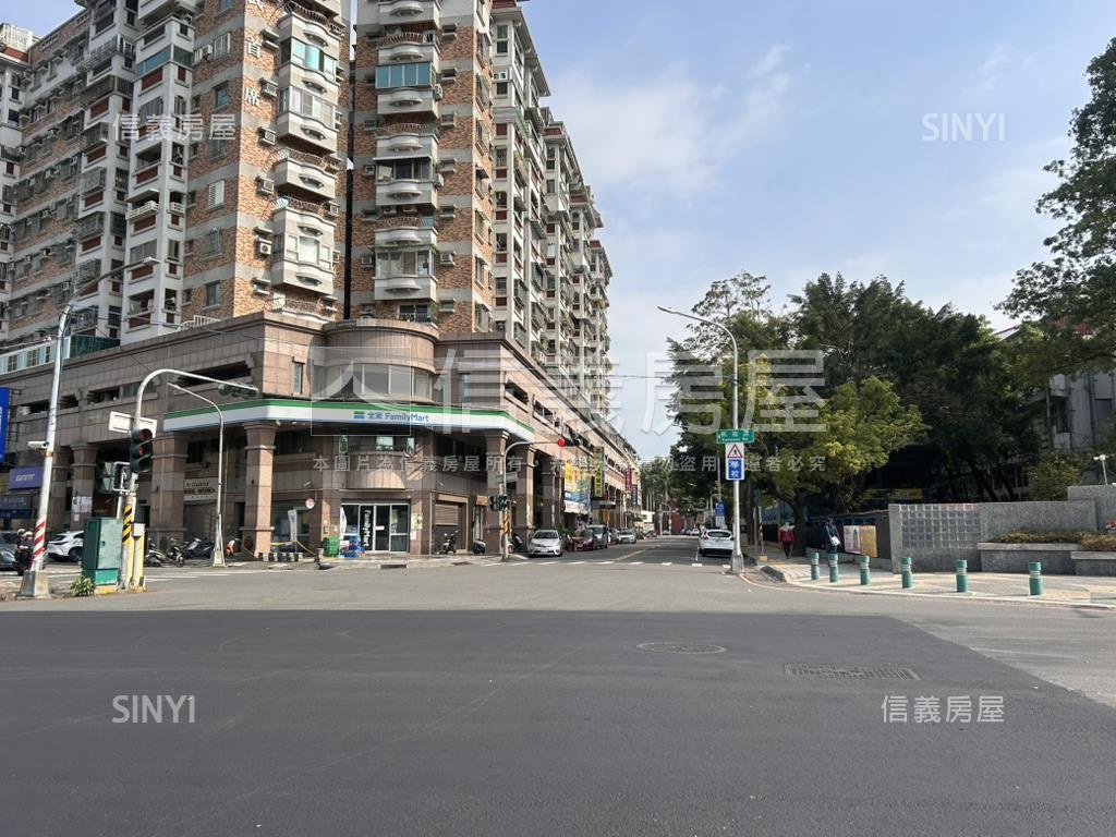 衛武營藝境透店房屋室內格局與周邊環境