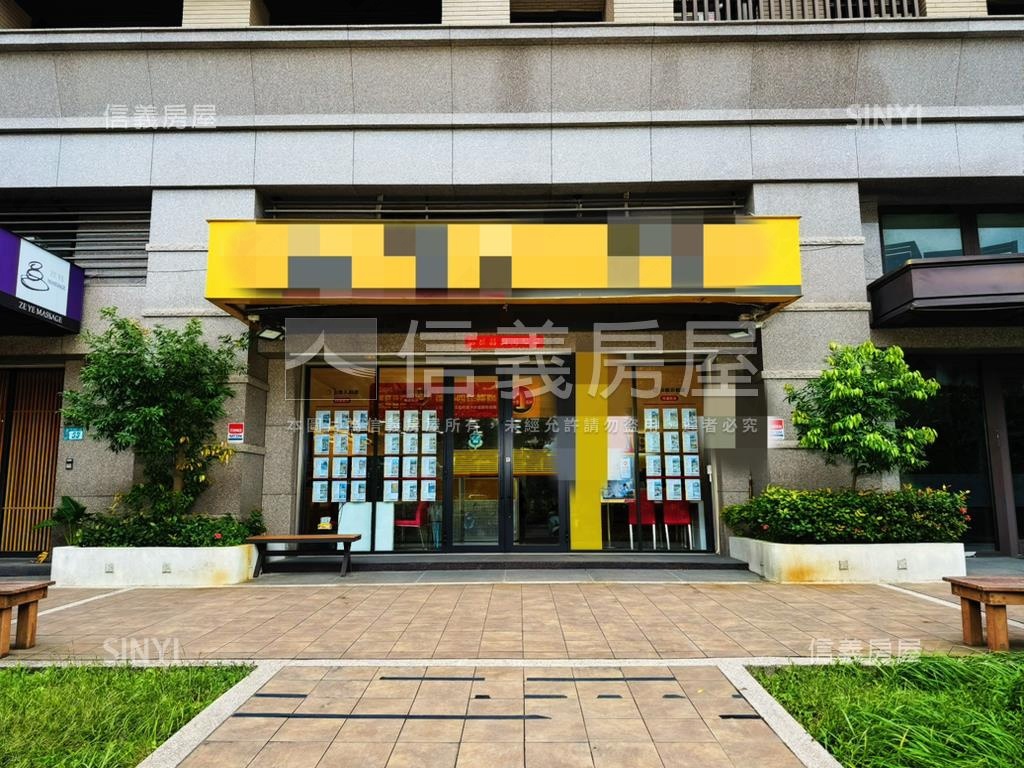 新市鎮蛋黃區大坪數店面房屋室內格局與周邊環境