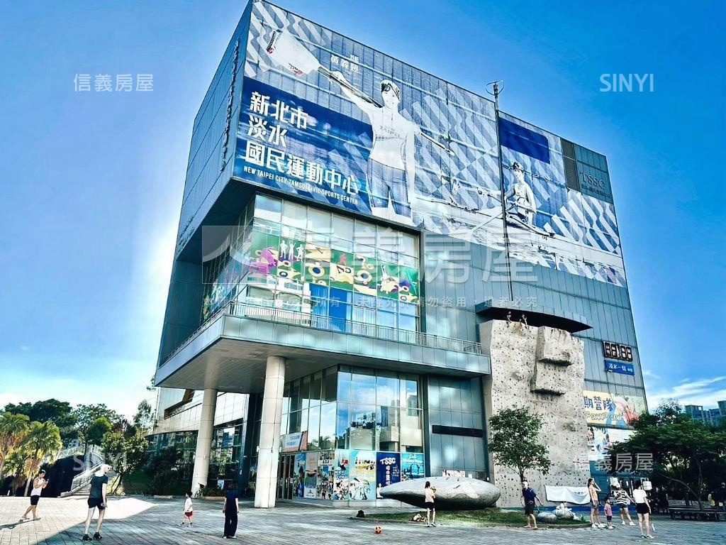 新市鎮蛋黃區大坪數店面房屋室內格局與周邊環境