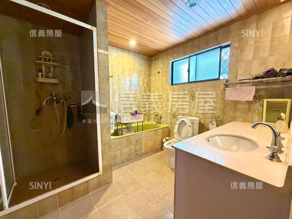 陽光沐浴。獨院尊邸房屋室內格局與周邊環境